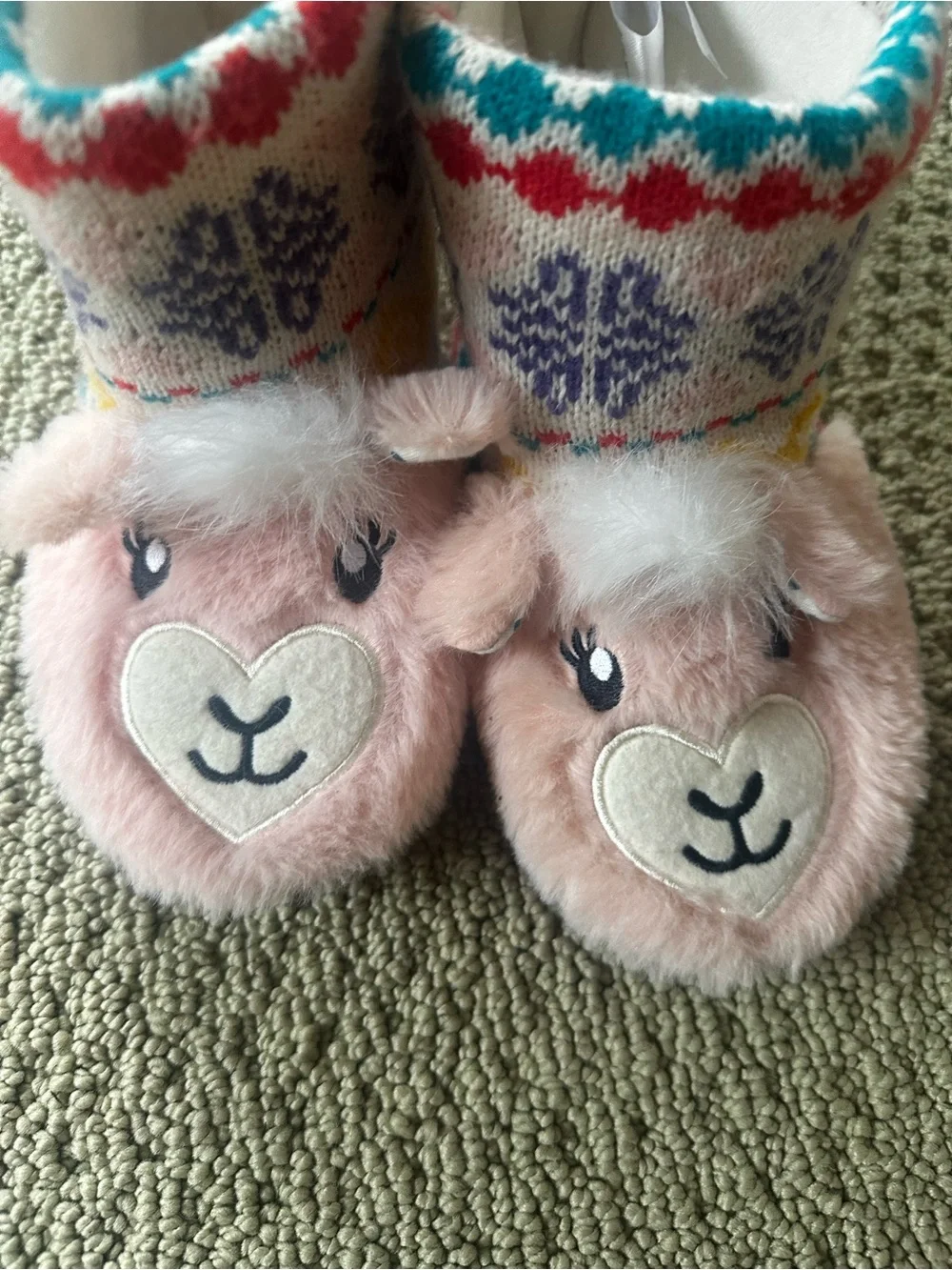 Totes Kids Pink Faux-Fur Llama Bootie Slippers size 13 size 1 youth pink